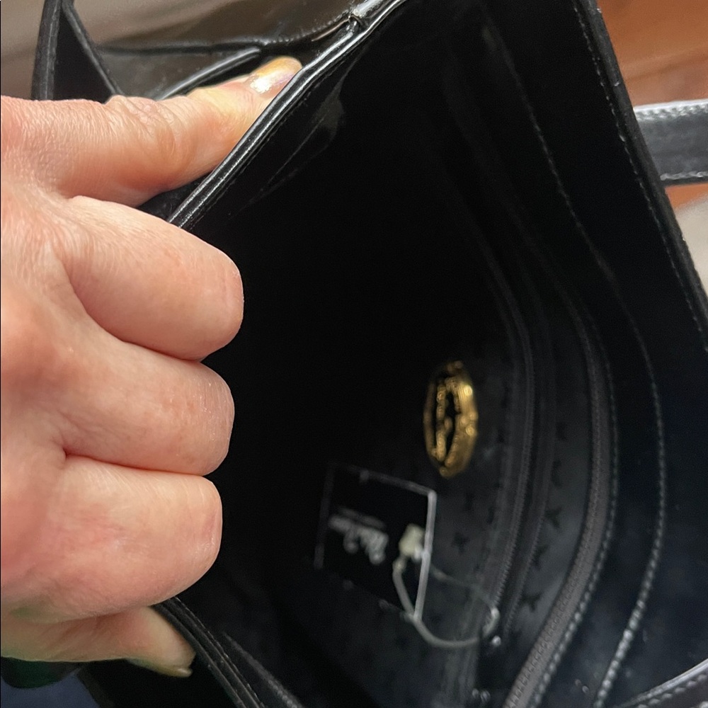 Paloma Picasso Blk Leather Handbag w/Gold Accent & free surprise with purchase! - Picture 6 of 6